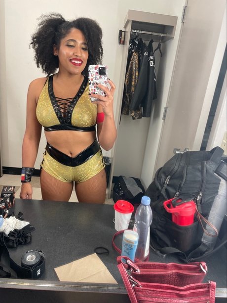 Marti Belle