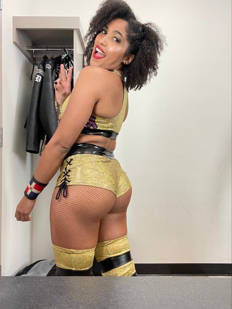 Marti Belle