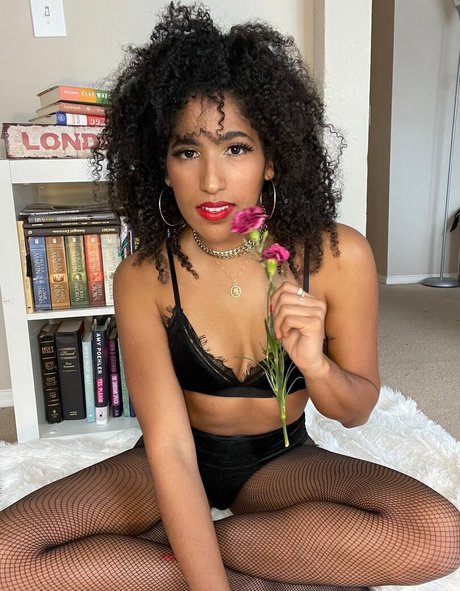 Marti Belle