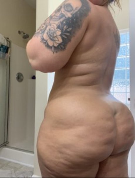 Foto nua vazada do OnlyFans de Nocarekali