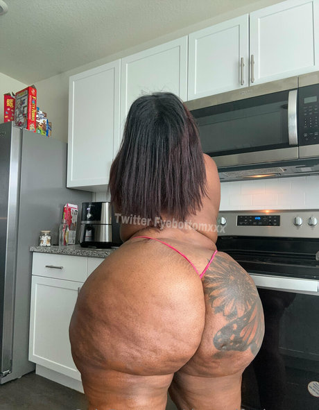 Nahá fotka uniklých OnlyFans od Therealfyebottom