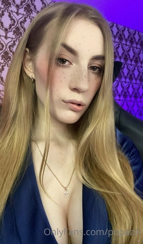 Naken lekkede OnlyFans-bilde av Popazik