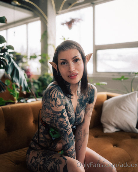 Nahá fotka uniklých OnlyFans od Addox