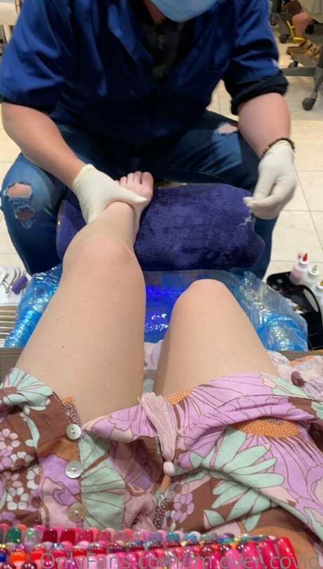 Nahá fotka uniklých OnlyFans od Im Over Covid