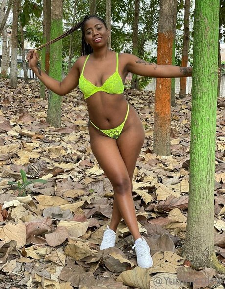 Naken lekkede OnlyFans-bilde av Yuni Nicolee