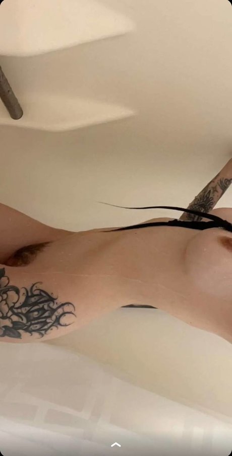 Nahá fotka uniklých OnlyFans od Stormy Summers