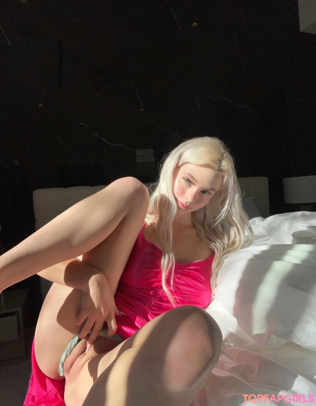 Naken lekkede OnlyFans-bilde av Alyssa Devyn #1456