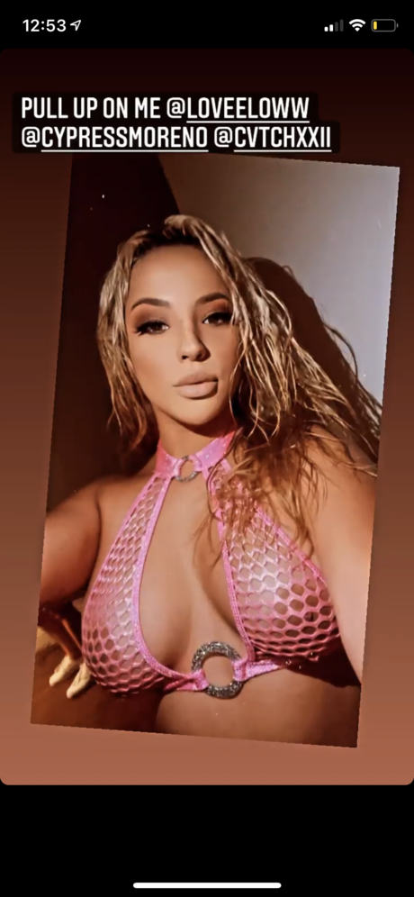 Naken läckt OnlyFans-bild av Officialvictoriamoore