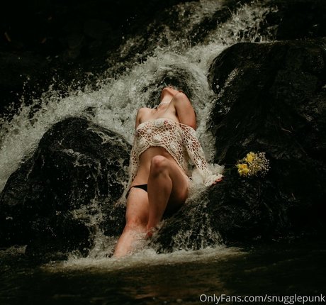 Nahá fotka uniklých OnlyFans od Snugglepunk