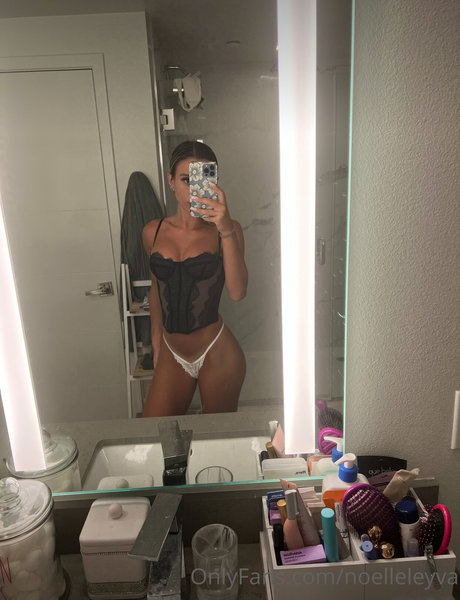 Noelle Leyva  nude leaked OnlyFans photo