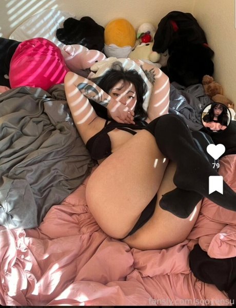 Nahá fotka uniklých OnlyFans od Sooyensu