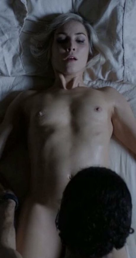 Foto nua vazada do OnlyFans de Noomi Rapace