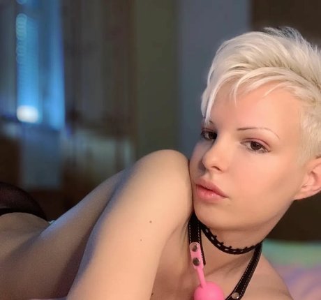 Blonditwink
