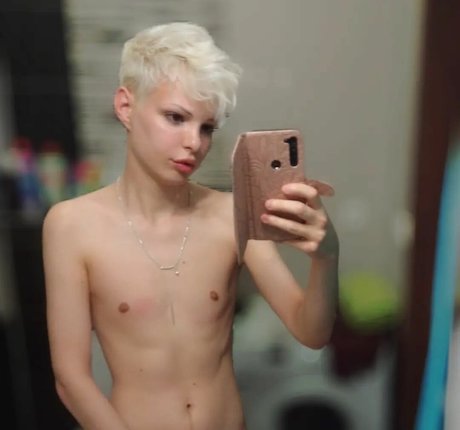 Blonditwink