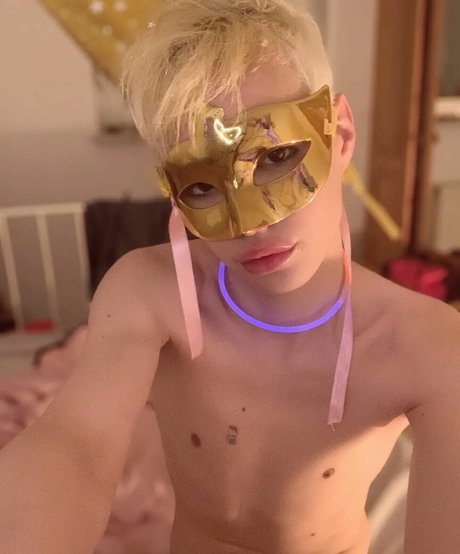 Blonditwink