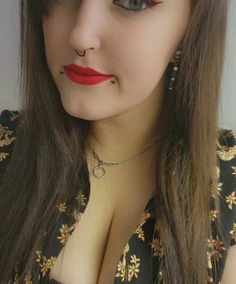 Naken läckt OnlyFans-bild av Evrydayswdnsday