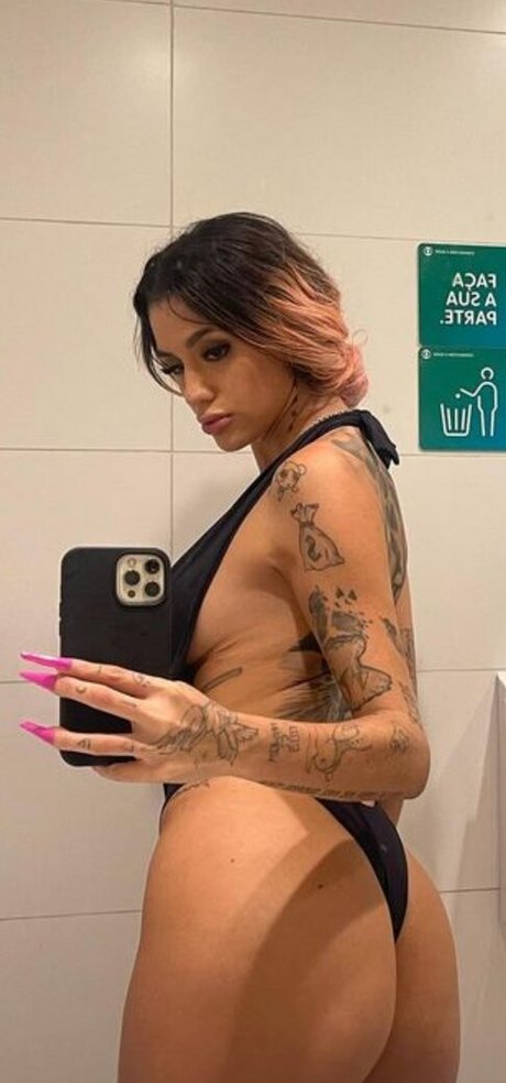 Azzy MC