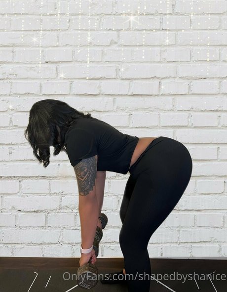 Shapedbyshanice OnlyFans泄露裸照