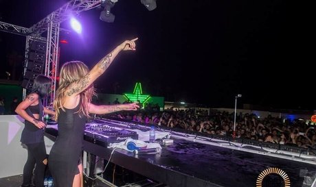 Nahá fotka uniklých OnlyFans od Krewella