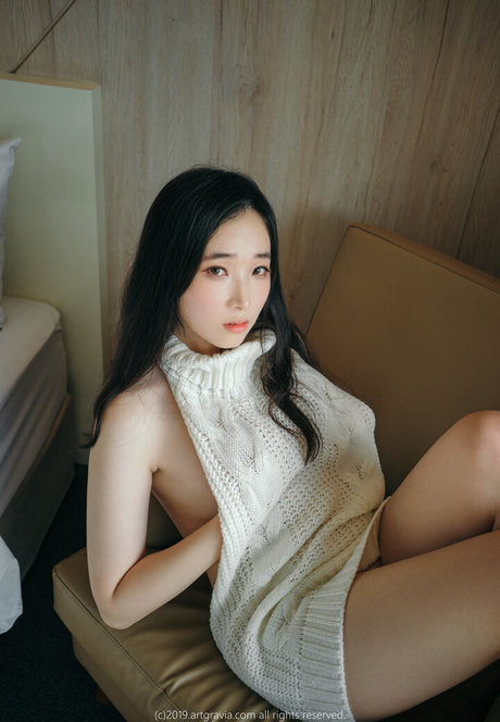 Naken lekkede OnlyFans-bilde av Bambijesuis