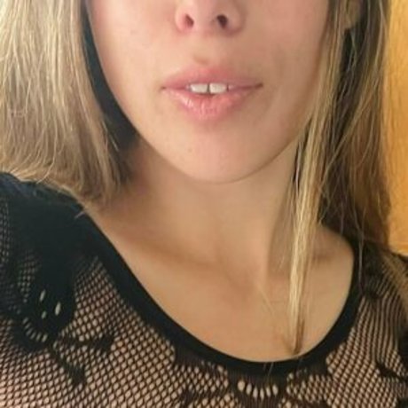 Naken lekkede OnlyFans-bilde av Sugarrspiceee