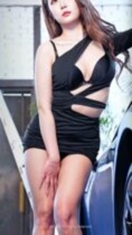Bomi Girl Crush