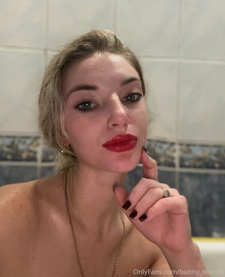 Nahá fotka uniklých OnlyFans od Bunnyblondee