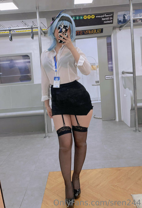 Nahá fotka uniklých OnlyFans od Sren244