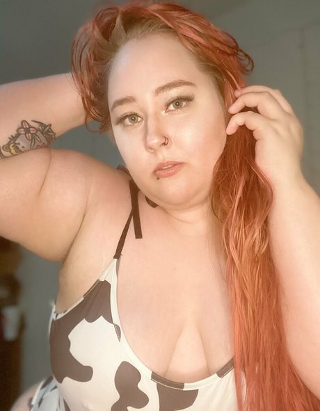 Misshoneycatt