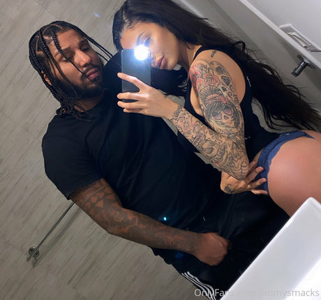 Naken lekkede OnlyFans-bilde av Jimmysmacks