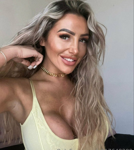 Nahá fotka uniklých OnlyFans od Abigalexo