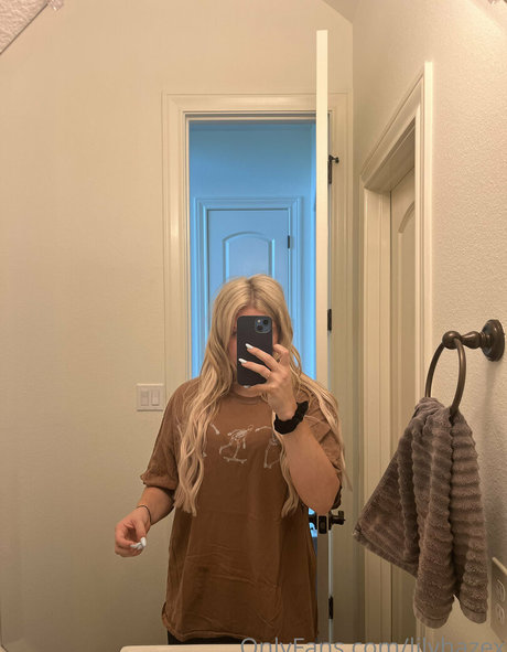 Lilyhazex  nude leaked OnlyFans photo