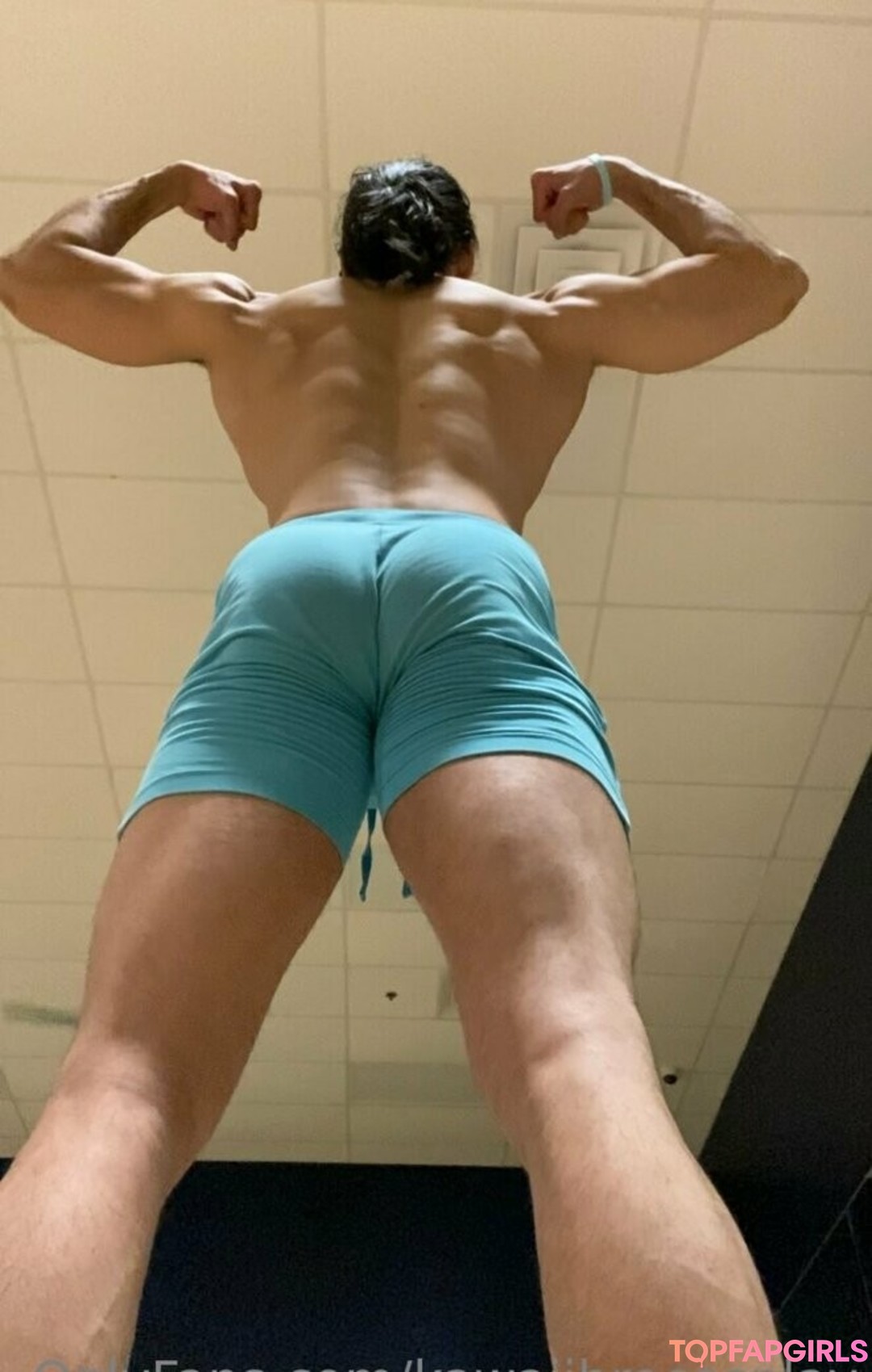 Foto di nudo di fuga di OnlyFans di Kawaiibrocosplay #320