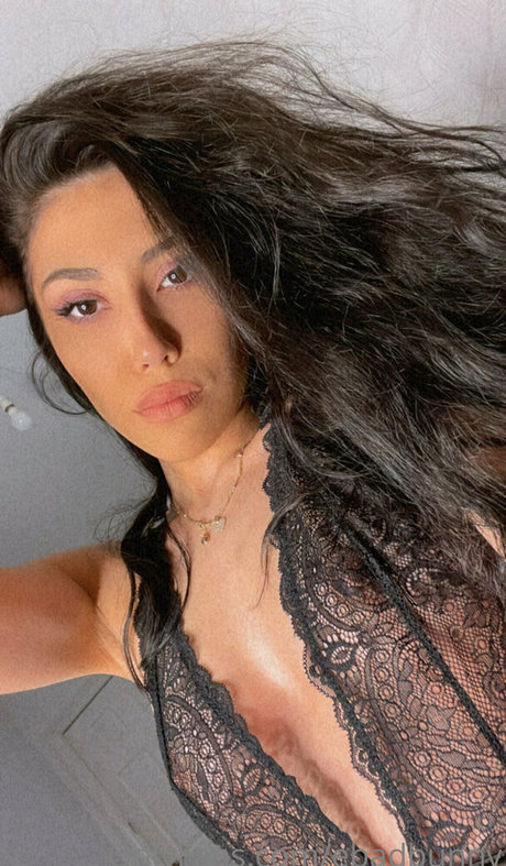 Naken läckt OnlyFans-bild av Ebadbunny