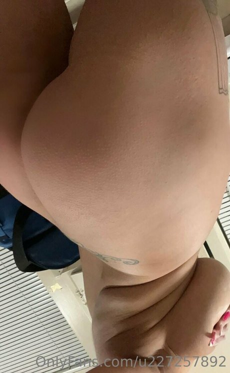 Nahá fotka uniklých OnlyFans od Beanbabenikki