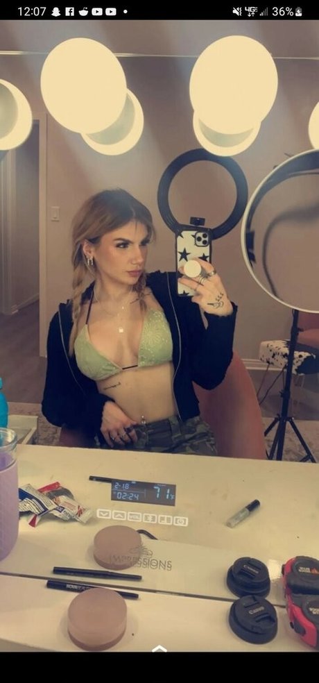 Baileyspinn OnlyFans泄露裸照