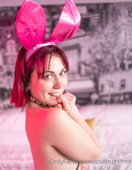 Nahá fotka uniklých OnlyFans od Aziebugxfree