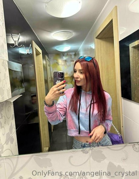 Angelcrystalll OnlyFans泄露裸照
