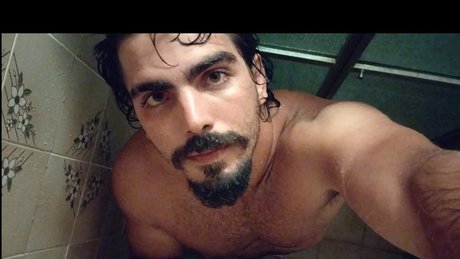 Foto nua vazada do OnlyFans de Mister Lion