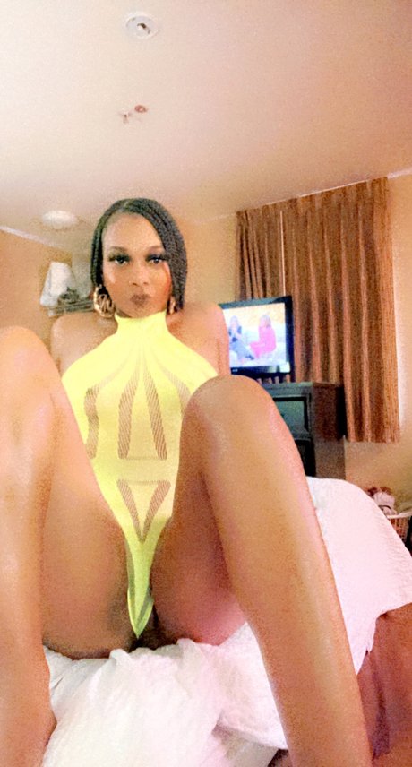 Naken läckt OnlyFans-bild av Diamondlenay