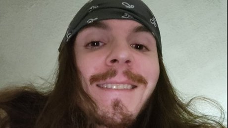 Naken läckt OnlyFans-bild av Darodi