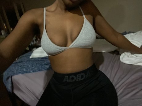 Nahá fotka uniklých OnlyFans od Taylore