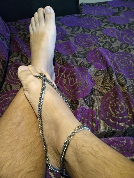 Feetdedosguarros94