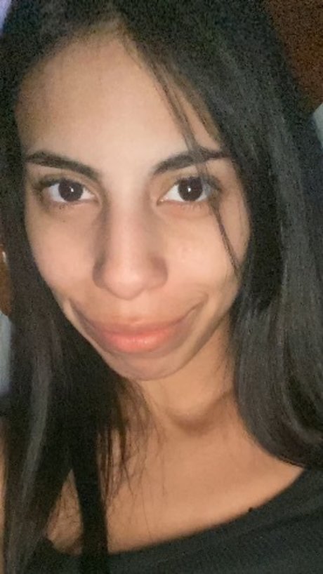 Naken läckt OnlyFans-bild av Okey Saku