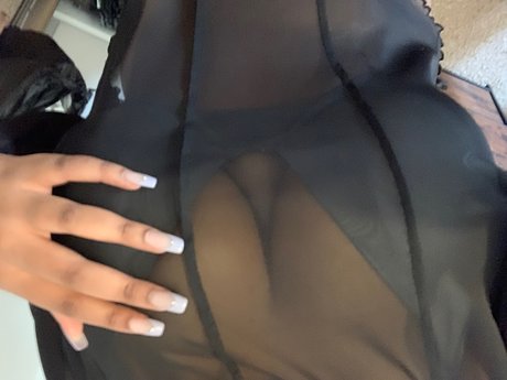 Photo nue de fuite OnlyFans de  Sisi