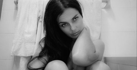 Naken läckt OnlyFans-bild av Victoria