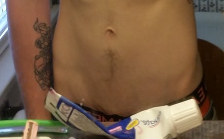 Naken läckt OnlyFans-bild av White Wonder