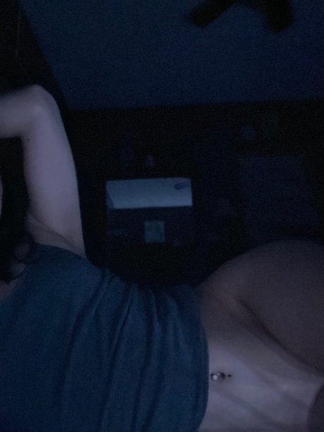 Naken läckt OnlyFans-bild av Stormi