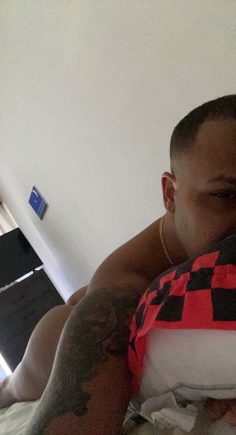 Naken läckt OnlyFans-bild av Moreno