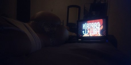 Naakte gelekte OnlyFans-foto van La Morenita 